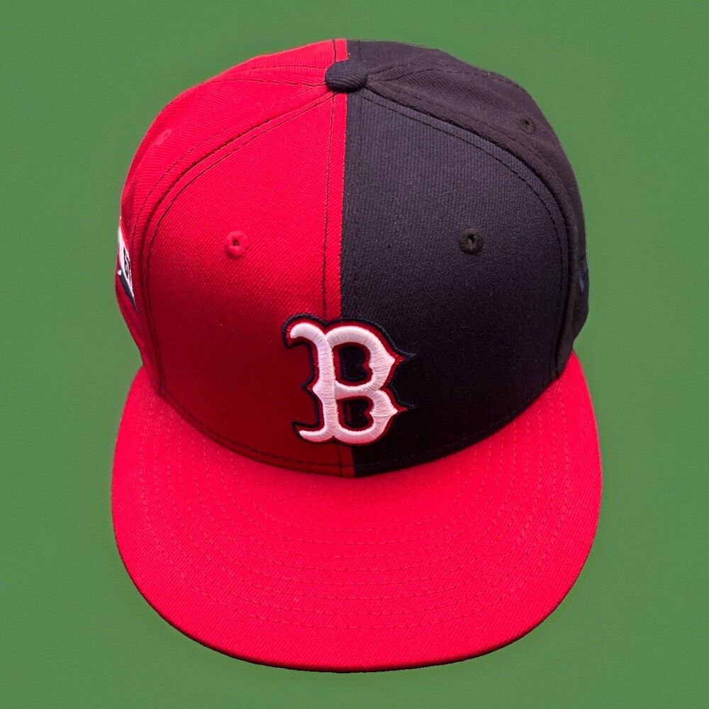 Boston Red Sox SnapBack Authentic Collection Red Black Half and Half Size 7 3/8